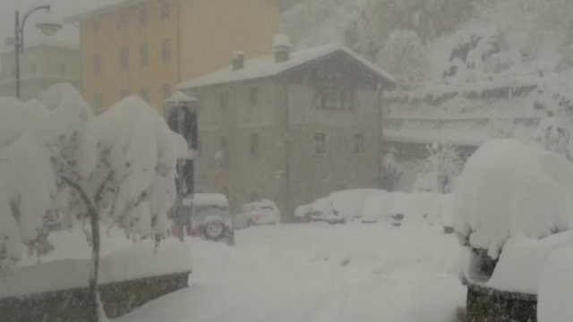 NEVE ALPI e APPENNINO: accumuli abbondanti in arrivo con fiocchi ... - centrometeoitaliano.it