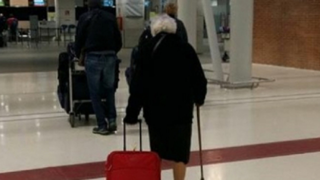 Nonna Irma: 93enne parte per fare la volontaria in Kenya - repubblica.it
