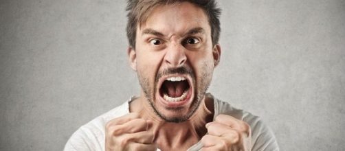 Diga que n&atilde;o vai contar um segredo para G&ecirc;meos e veja ele 'enlouquecer'.