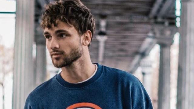 C'est dans les commentaires en r&eacute;ponse &agrave; cette photo de son compte Instagram que Bastien Grimal a ni&eacute; en bloc sa candidature &agrave; La Villa 4.