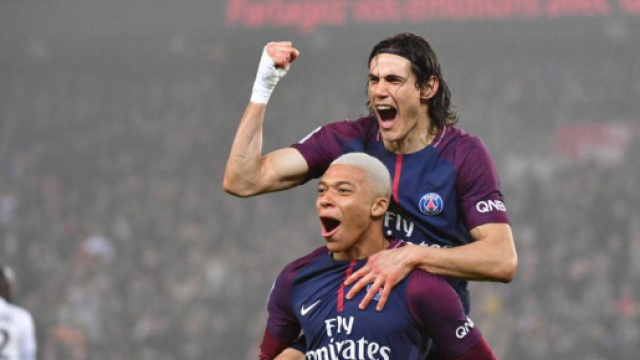 Cavani remplac&eacute; par un jeune footballeur ?