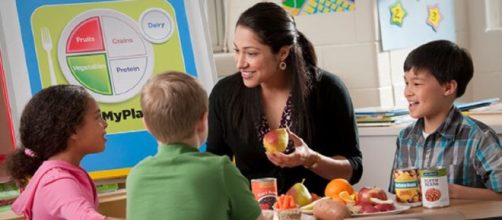 Oral language and literacy development - Image cfedit - PROU.S. Department of Agriculture | Flickr