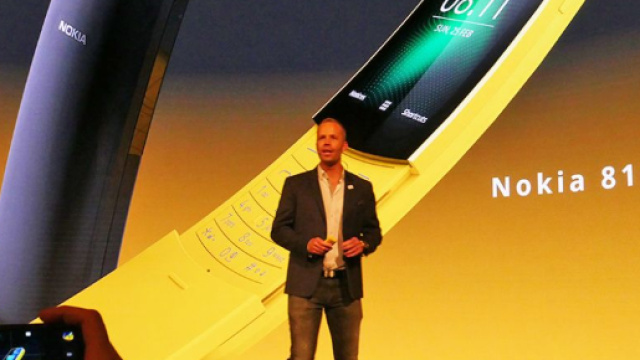 Nokia 8110: il telefono banana &egrave; tornato!