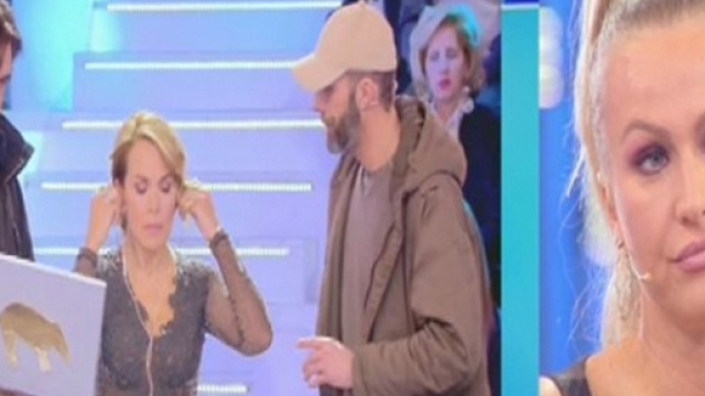 Striscia la Notizia a Domenica Live: nuovo presunto audio choc contro Monte.