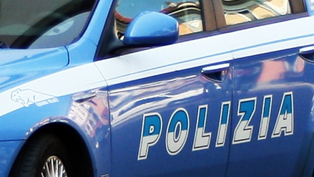 Offriva la figlia minorenne per rapporti intimi, ora chiede processo con rito abbreviato