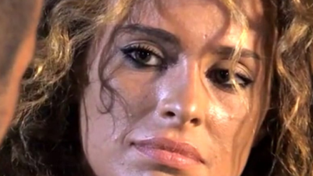 Sara Affi Fella fa un gesto che stupisce tutti