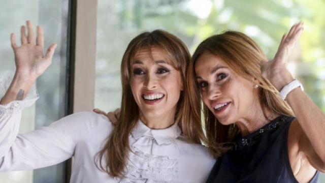 Benedetta Parodi ha condotto Domenica In con la sorella Cristina