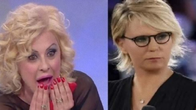 Uomini e Donne, Maria De Filippi rimprovera Tina Cipollari.