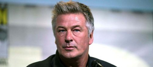 Alec Baldwin starts new talk show on ABC following Oscars. - [Image credit: Gage Skidmore / Wikimedia Commons]