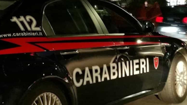 Cisterna di Latina: carabiniere spara alla moglie, uccide le due figlie e si suicida.