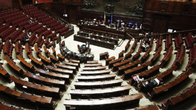 Elezioni: E' sfida M5S-Centrodestra, il PD teme brutte sorprese ... - radiocolonna.it