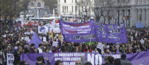 Haz la huelga del 8 de Marzo. #nonosdoblegamos