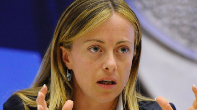 Giorgia Meloni propone il boicottaggio di Amazon