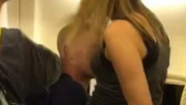 Il filmato di un rapporto intimo in treno &egrave; diventato virale sul web