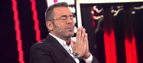 Jorge Javier V&aacute;zquez la l&iacute;a en el Deluxe.