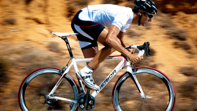 Allenamenti ad alta intensit&agrave; nel ciclismo (foto pangeanews.net)