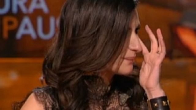Laura Pausini forse dovr&agrave; rinunciare alla sua ospitata al Festival di Sanremo 2018