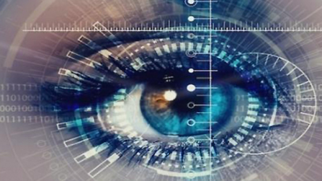 L'occhio bionico diventa realt&agrave;: primo intervento in Italia di impianto di retina artificiale