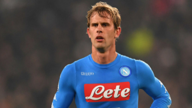 Prima Simeone, poi il terzino sinistro: ora il favorito &egrave; Strinic ... - violanews.com