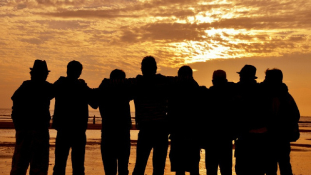 Gli amici ragionano allo stesso modo.