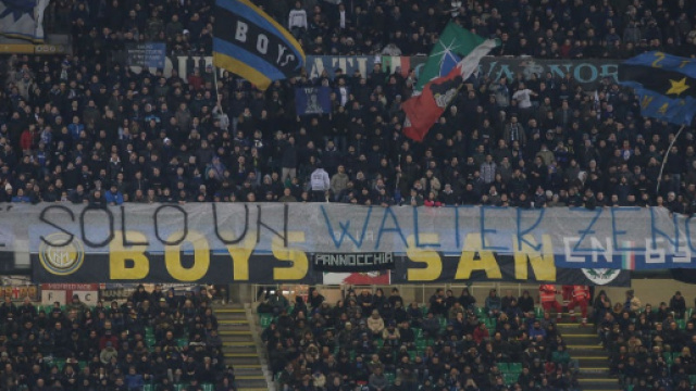 Il saluto della Nord commuove Walter Zenga