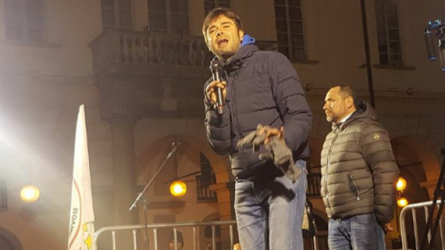 Di Battista assieme ai candidati Tripodi Elisa, Mossa Luciano