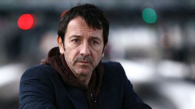 Jean-Hugues Anglade interpreta il commissario Jean-Baptiste Adamsberg