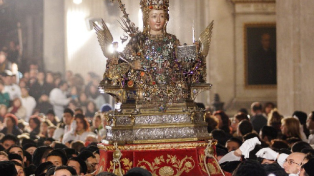 L'esempio di S.Agata come battaglia contro il femminicidio &mdash; Ultima TV - ultimatv.it