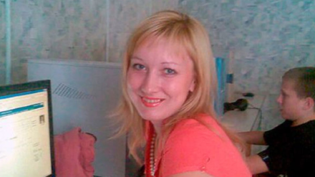 Svetlana accanto ad uno dei suoi figli