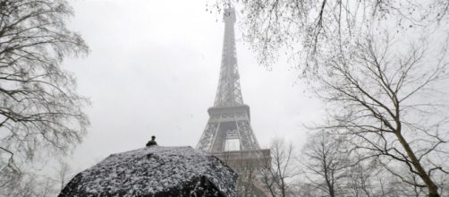 El temporal de nieve registrado en Par&iacute;s ha dejado al pa&iacute;s colapsado. No hab&iacute;a ocurrido una nevada tan fuerte, desde hace 30 a&ntilde;os