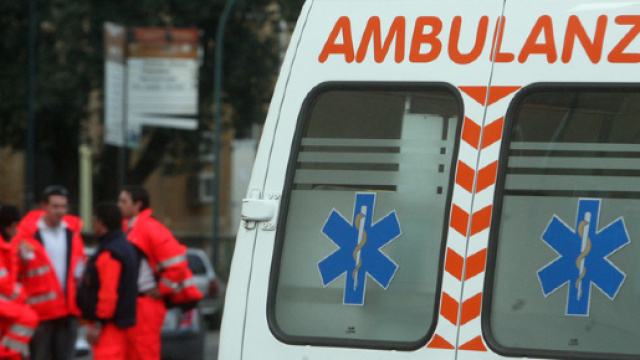 Immagine di un'ambulanza del 118