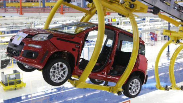 Nuova Fiat Punto - No a Pomigliano d'Arco, s&igrave; alla Serbia- 6/8 - motorionline.com