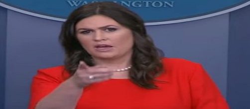 By white house, with modifications (cropping) by dennizenx (white house official presser screengrab) [Public domain], via Wikimedia Commons