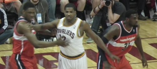 Cavs are expected to sign a center during buyout [Image by Keith Allison / Flickr]