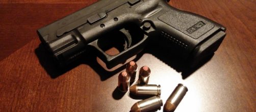 Mom believed to have killed husband and baby in murder-suicide, according to police -- Image via pixabay