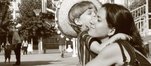 Todos los estudios coinciden en la necesidad del cari&ntilde;o de nuestros seres queridos para abrazar la felicidad