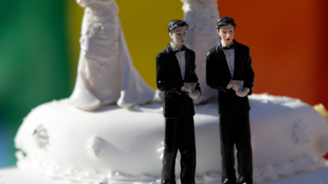 California, pasticciere non vende torna nuziale a coppia omosessuale