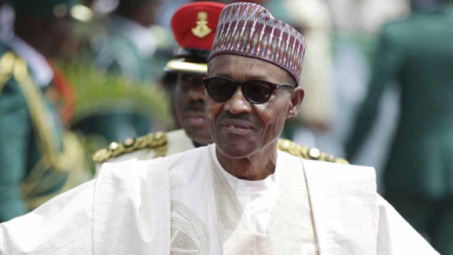 Il presidente della Nigeria spiazza i politici italiani