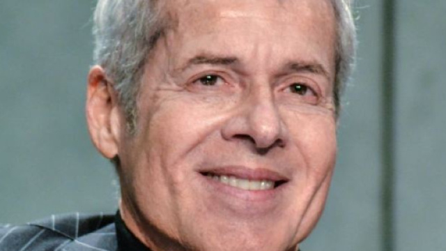Claudio Baglioni - dopo il festival di Sanremo commuove con le donazioni ai terremotati e ai bimbi africani