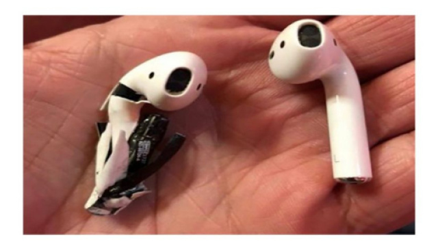 Delle AirPods indosso ad un uomo cominciano a bruciare spontaneamente