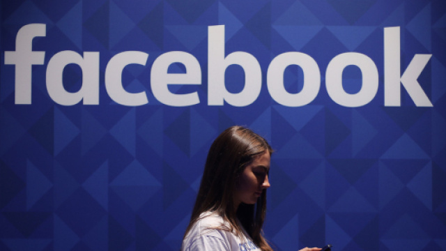 Facebook: partiti i test per introdurre il 'Non mi piace' nei commenti - propublica.org