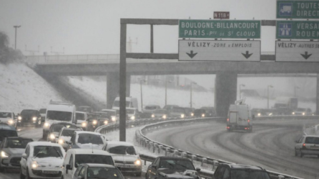 Neige en Ile-de-France : Un pic exceptionnel de 167 km de bouchons