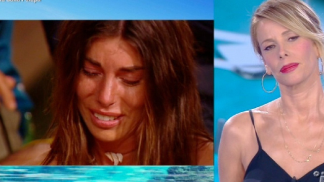 Bianca Atzei piange in diretta per Max Biaggi: &laquo;Soffro ancora&raquo; Video - ilgazzettino.it