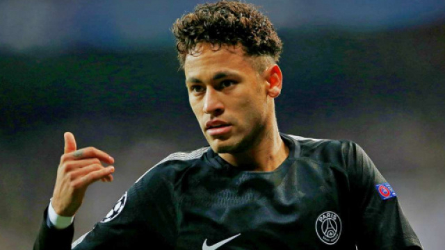 Mercato : Neymar s'&eacute;loigne du PSG... et du Real Madrid !
