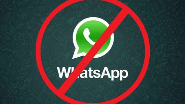 Si pu&ograve; fare a meno di WhatsApp per due ore al giorno?