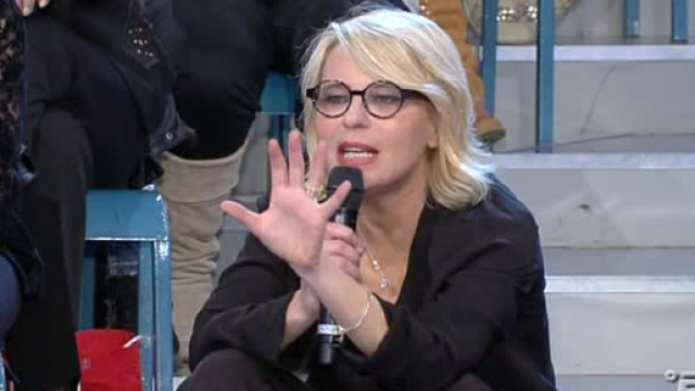 Uomini e Donne Over, pandemonio in studio