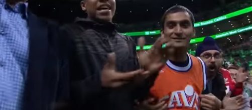 Cleveland Cavaliers Fans. - [FreeDawkins / YouTube screencap]