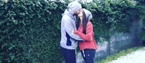 Fans are annoyed at the PDA. -- JingerVuolo/Instagram