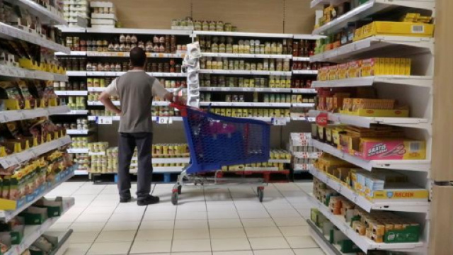 Amazon lancia la distribuzione del fresco, Carrefour e Auchan in pericolo