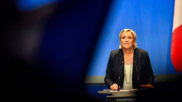 Congr&egrave;s du FN. Avec son &laquo; Rassemblement national &raquo;, Marine Le Pen ... - ouest-france.fr